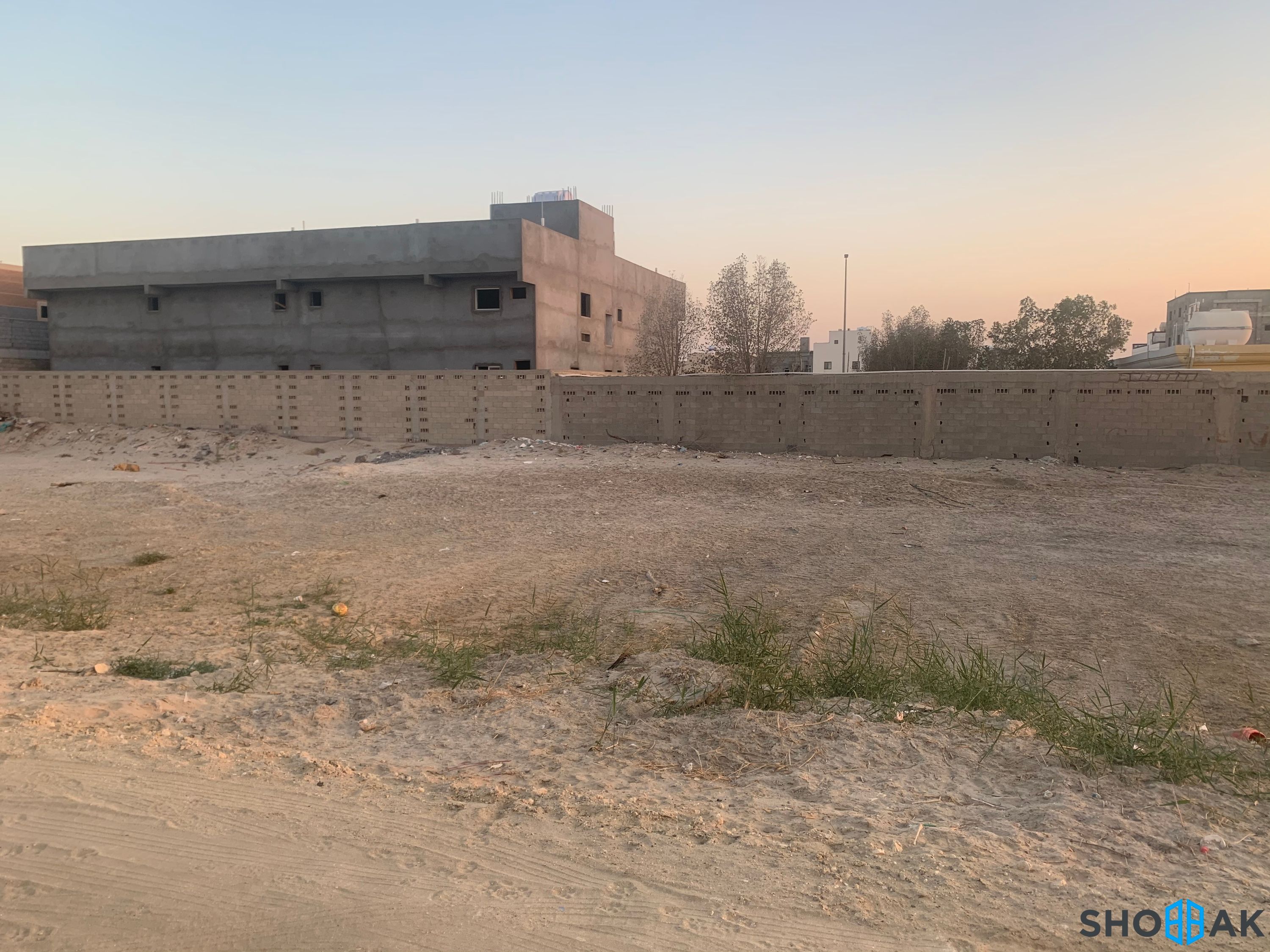 ارض سكنية العزيزية حي الصواري  شباك السعودية