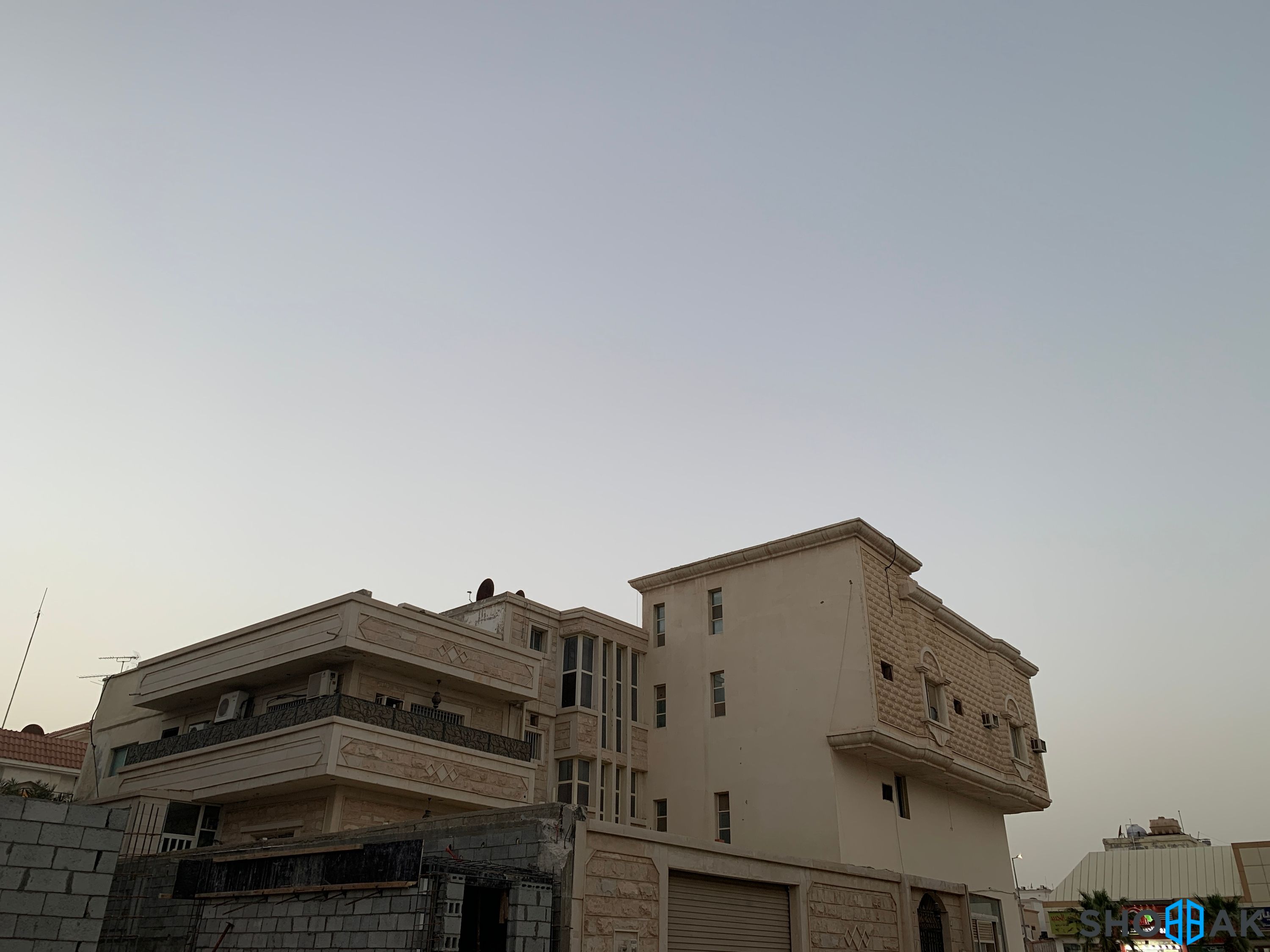 أرض للبيع شارع عبدالله بن العباس حي الدوحة الجنوبية شباك السعودية