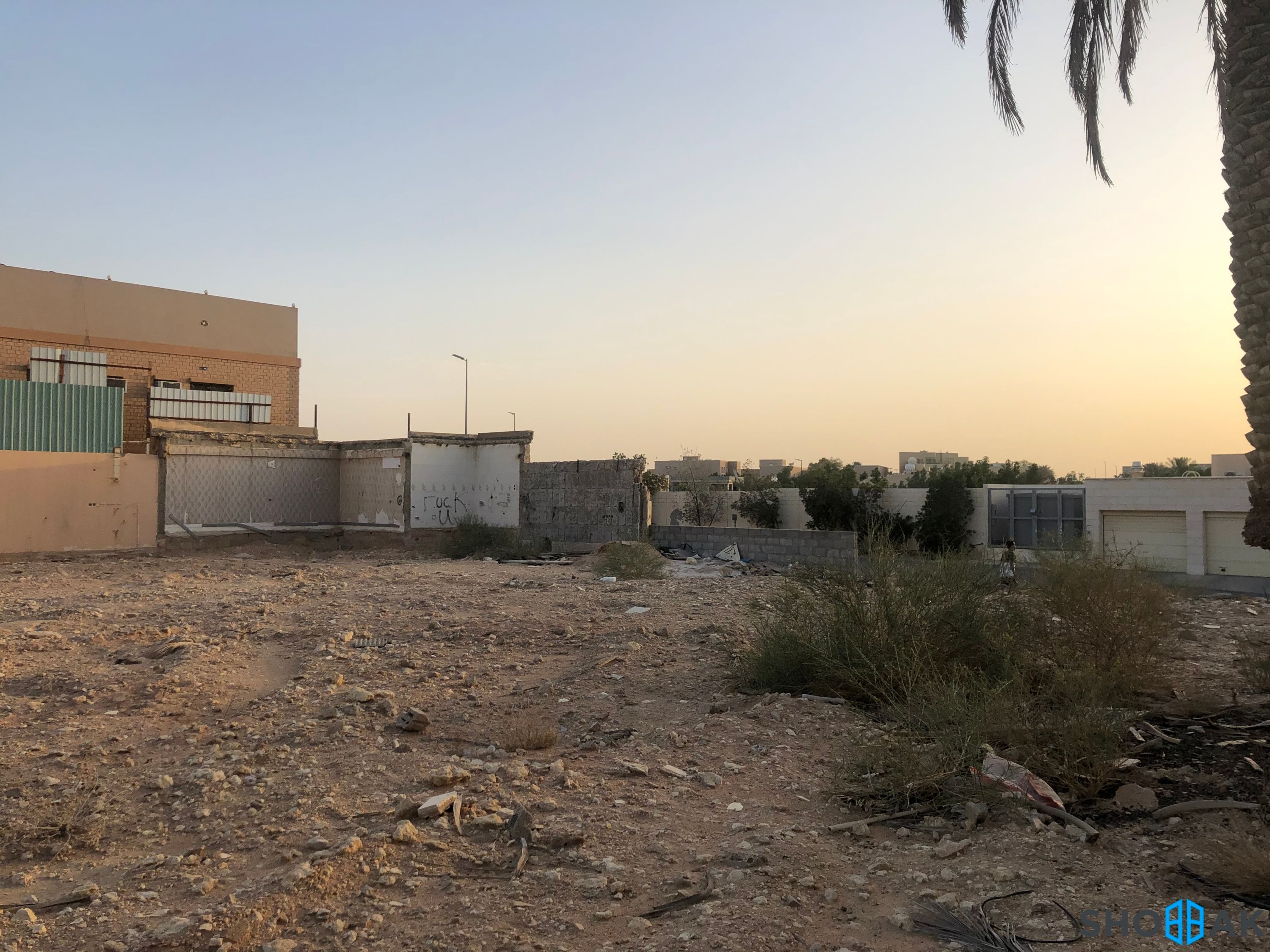 ارض للبيع - شارع المقرن - حي الربوة  شباك السعودية