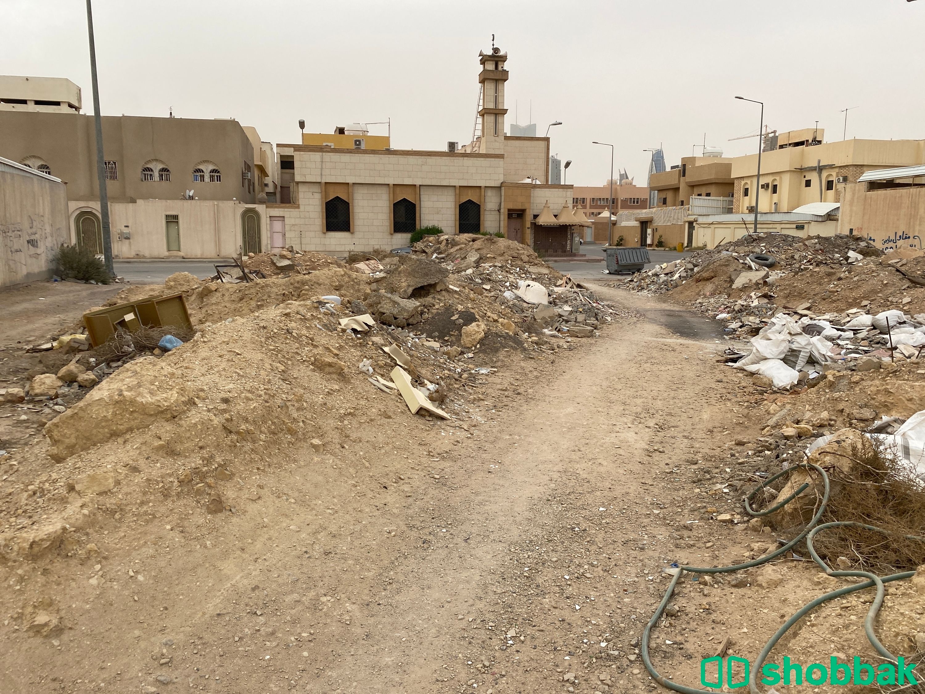شارع أبي بكر الفرج - حي العقيق- الرياض  شباك السعودية