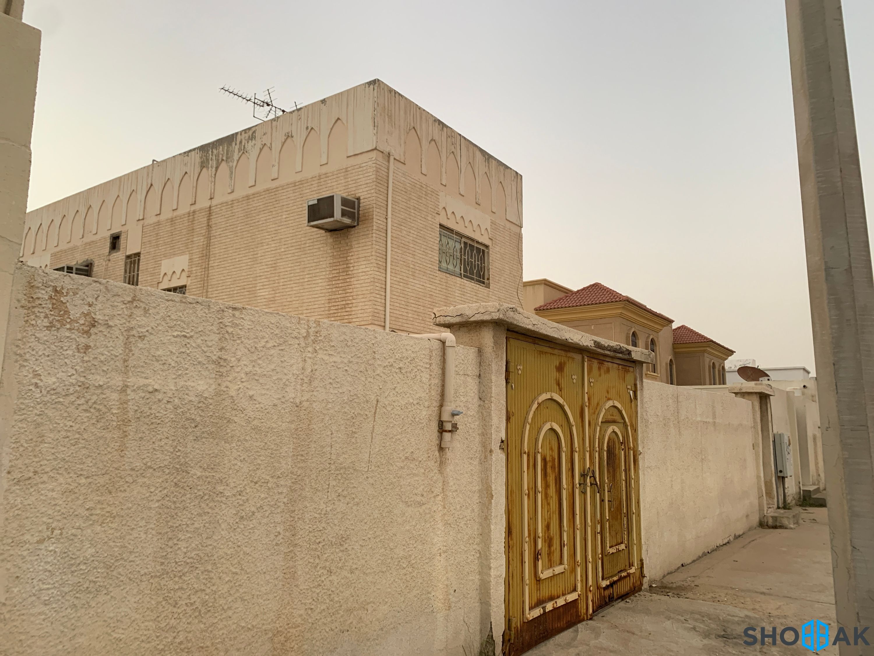 ارض للبيع شارع اسامة بن زيد حي الدوحة الجنوبية شباك السعودية
