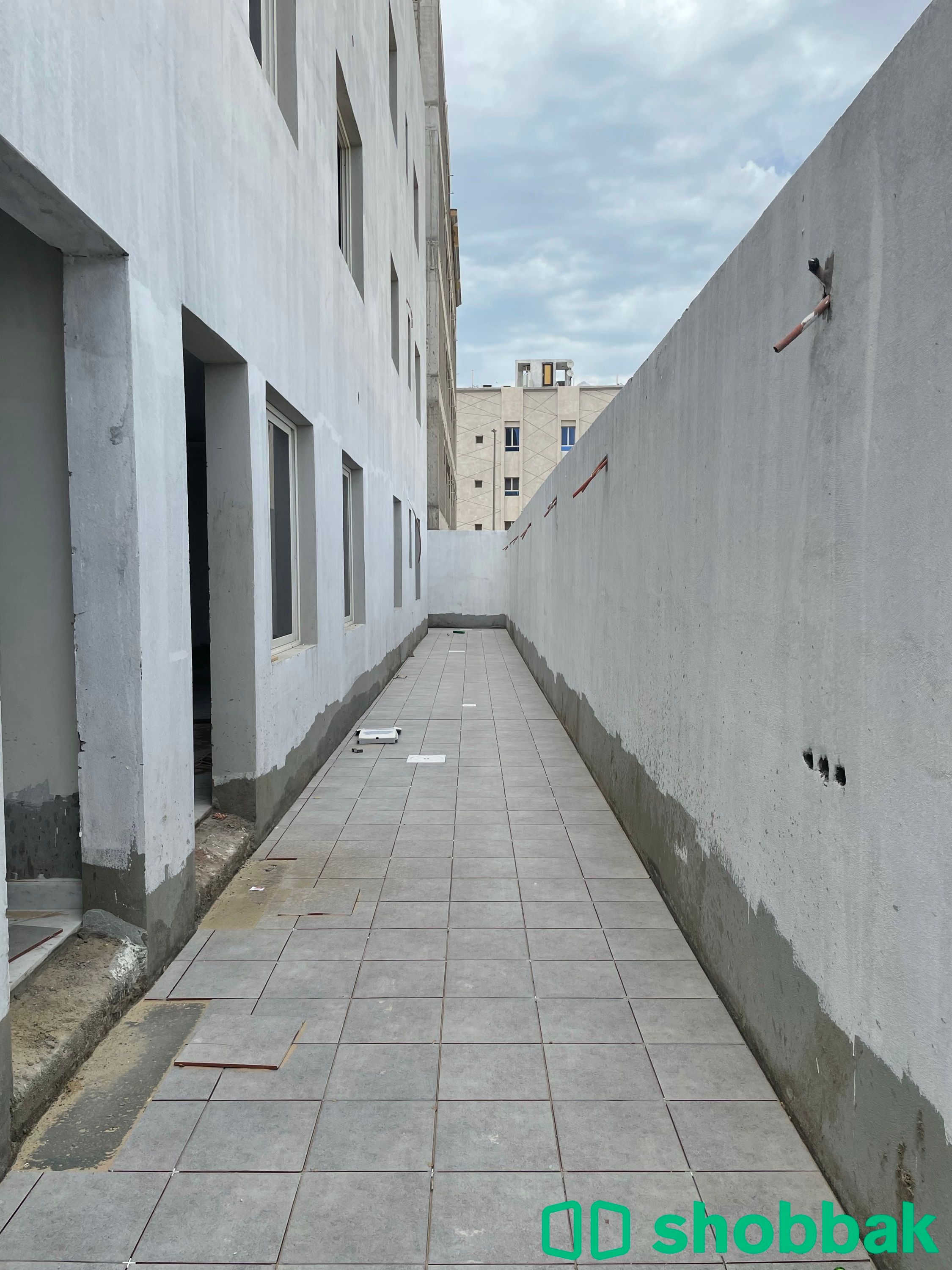 عمارة رقم (1) شقة رقم (1) للبيع بحي الجوهرة-الدمام. Shobbak Saudi Arabia
