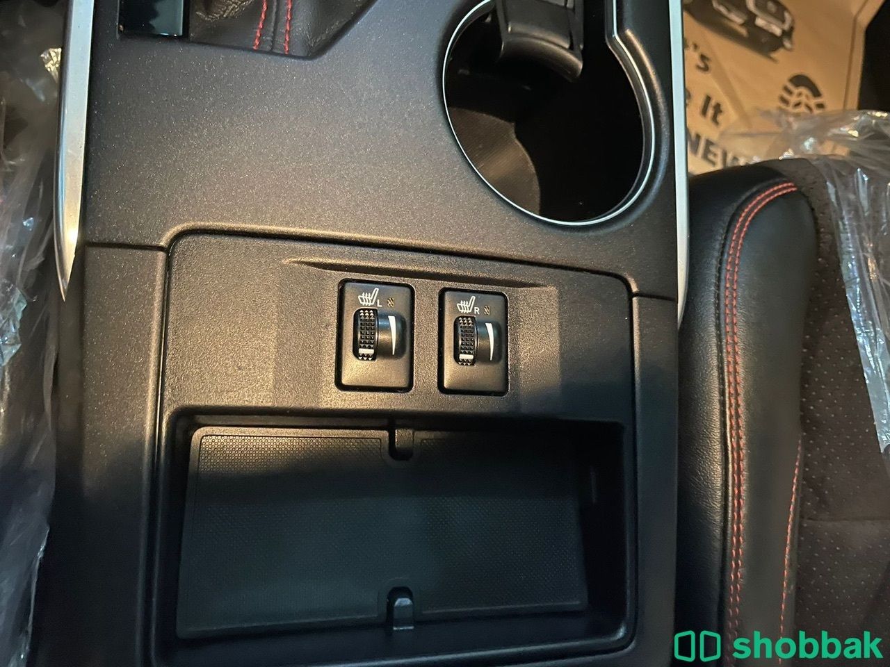 2015 Toyota Camry Fresh 0 owners 0 accidenta شباك الإمارات العربية المتحدة