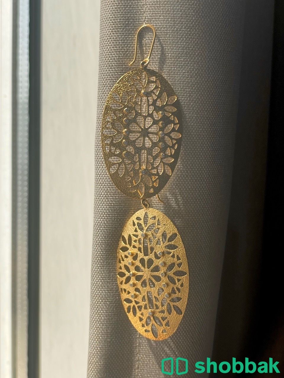 Amrapali gold geometric earrings Shobbak Saudi Arabia