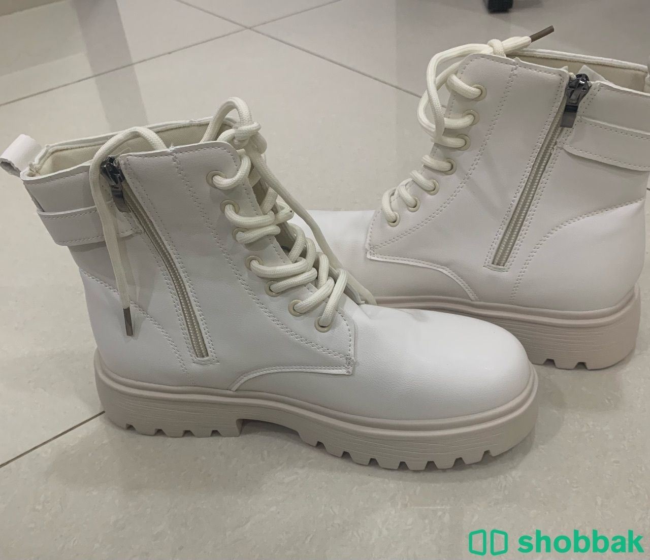 Brand new Combat Boots  شباك البحرين