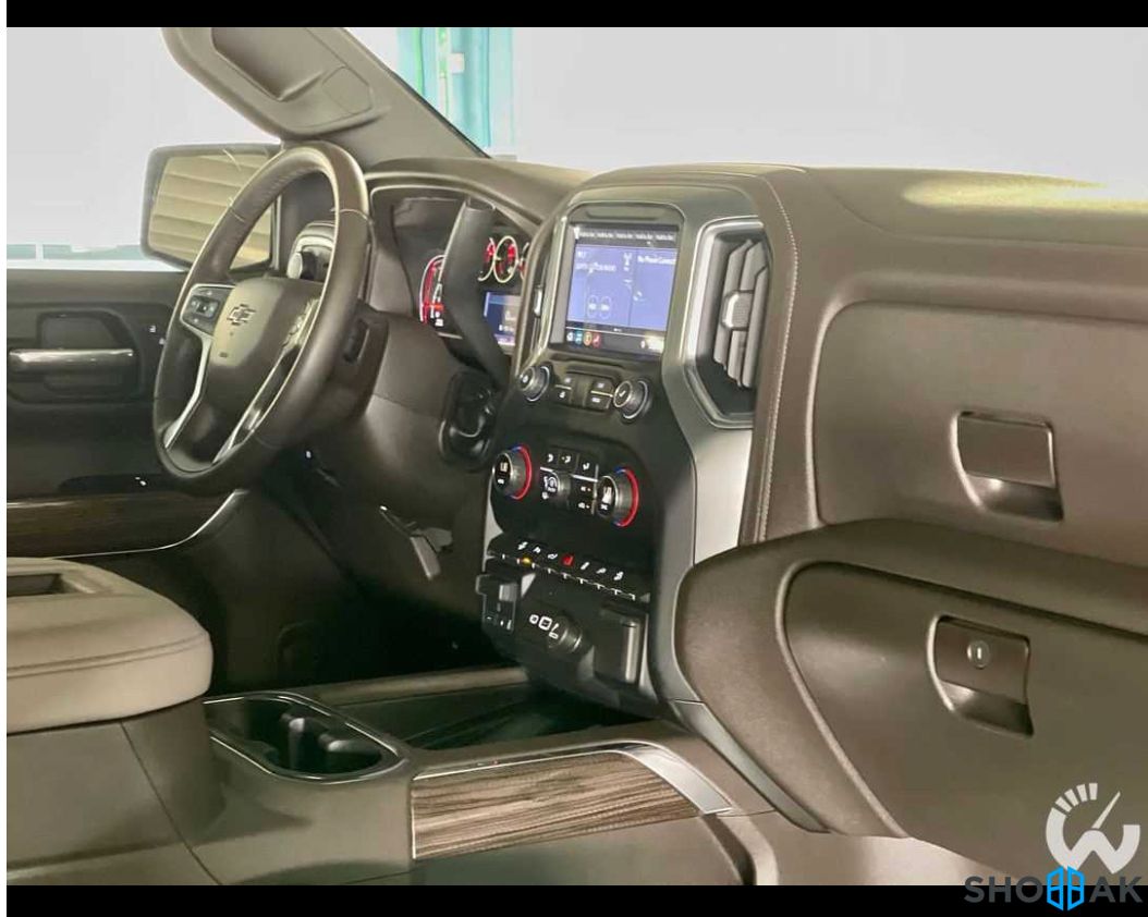 سيارة CHEVROLET SILVERADO شباك الكويت