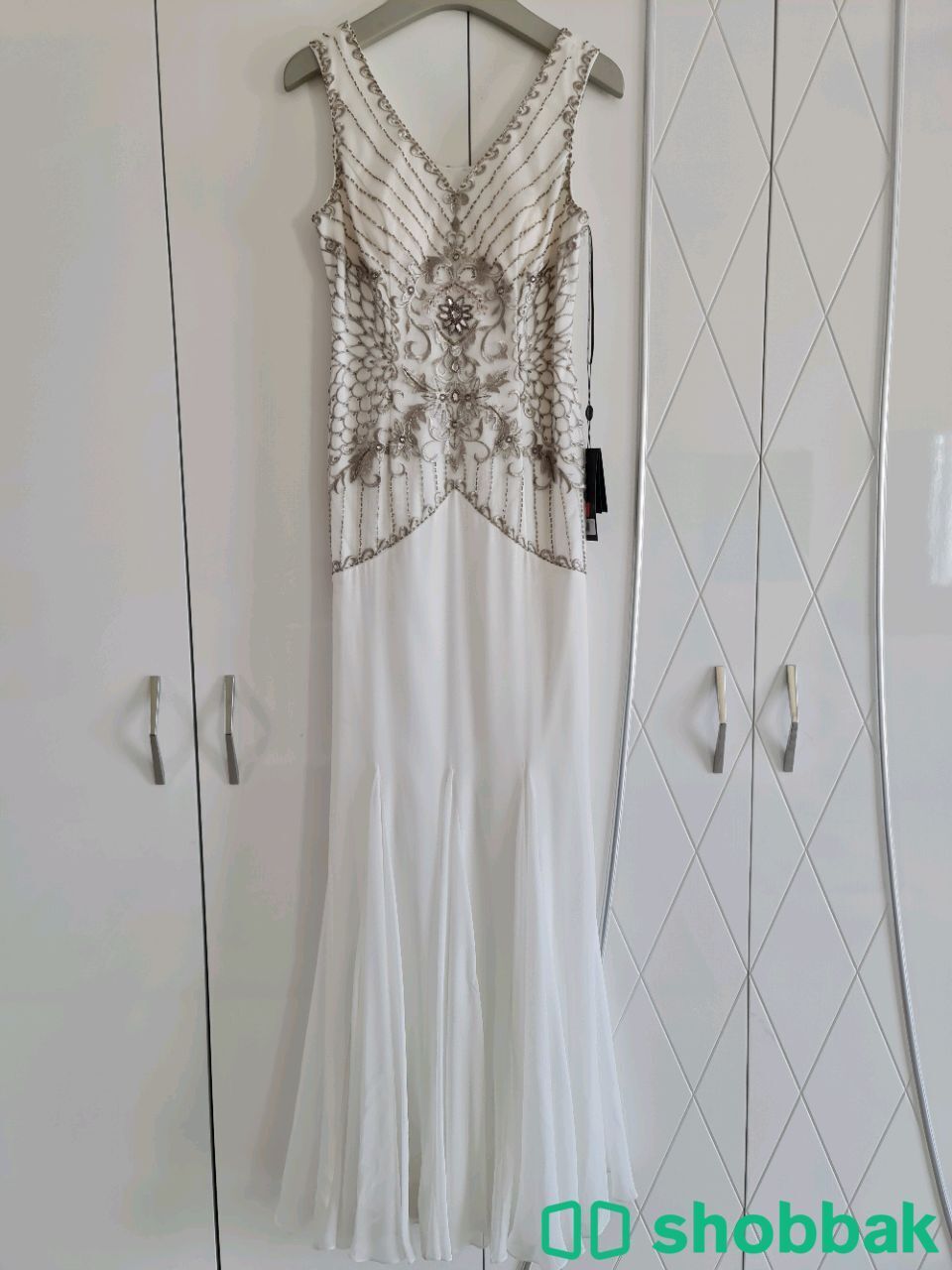 Evening gown شباك البحرين