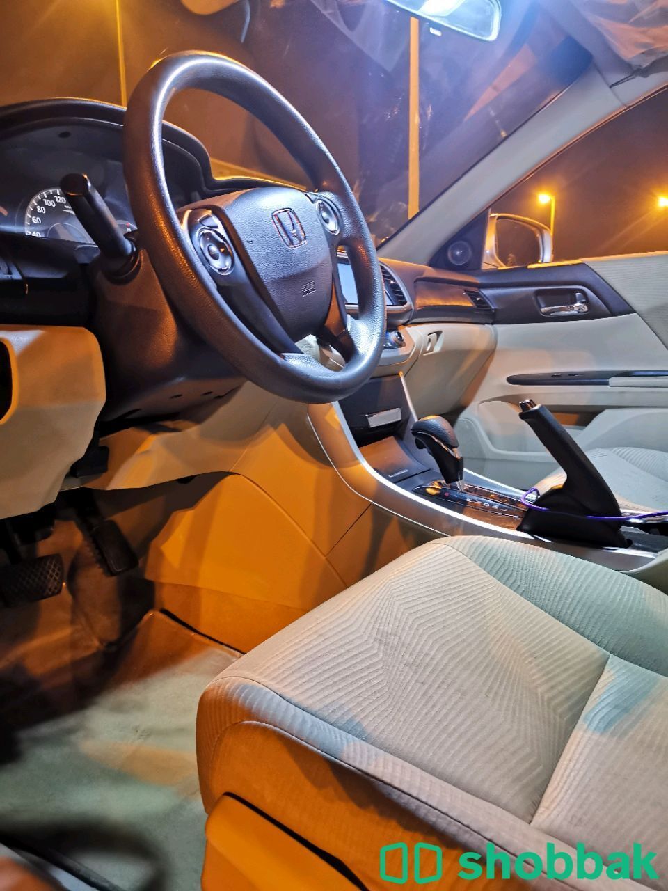 For Sale Accord 2014 mid-option great condition للبيع اكورد 2014 ميداوبشن ممتازه اقتصادية شباك البحرين