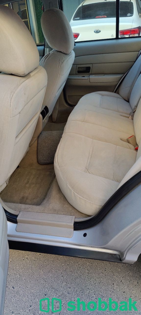 For sale Ford crown Victoria شباك البحرين