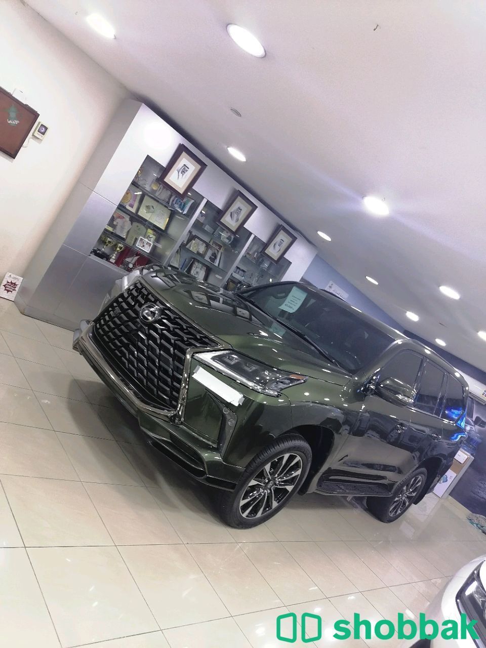 For Sale Lexus LX570 Black EditionS  شباك البحرين