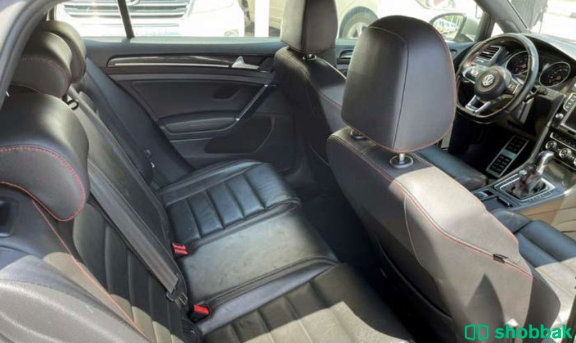 للبيع سيارة غولف GTI 2016  شباك الإمارات العربية المتحدة