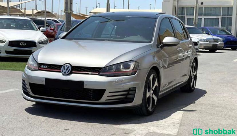 للبيع سيارة غولف GTI 2016  شباك الإمارات العربية المتحدة