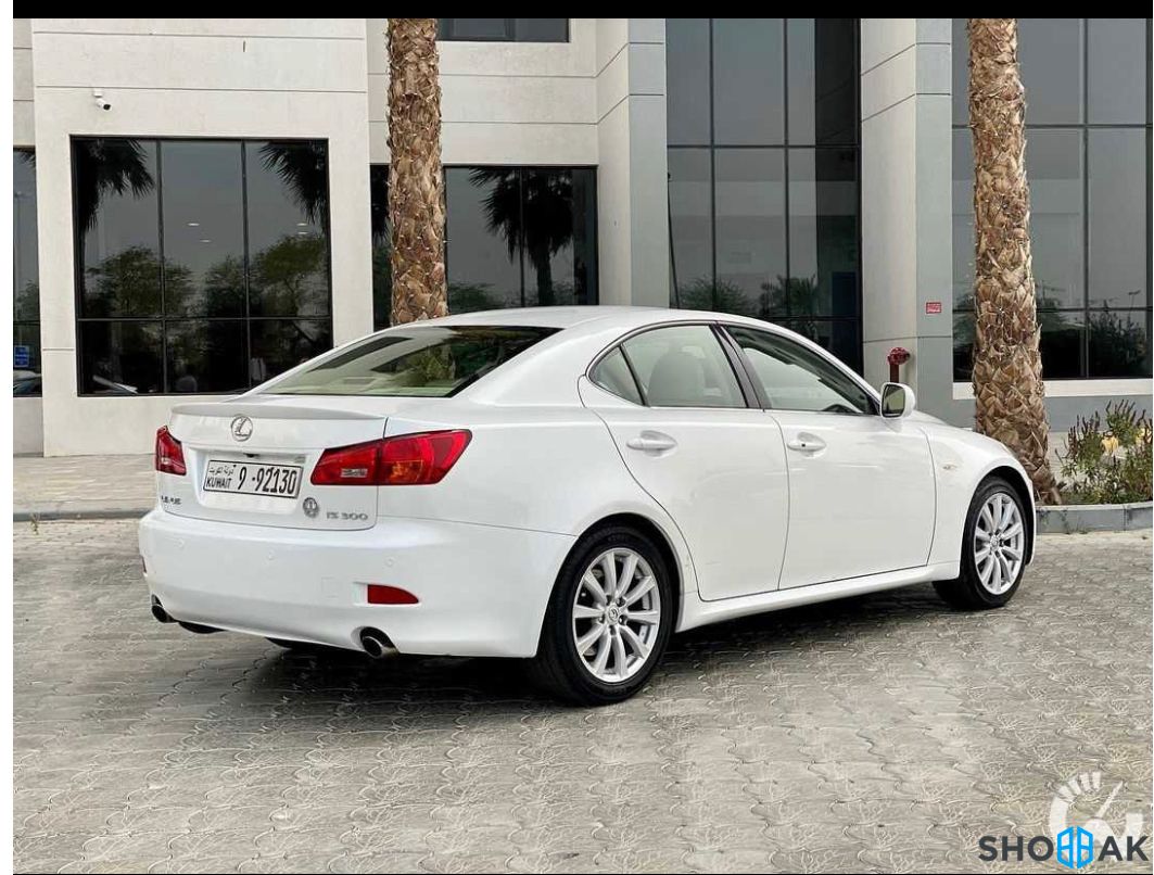 سيارة LEXUS IS للبيع  شباك الكويت