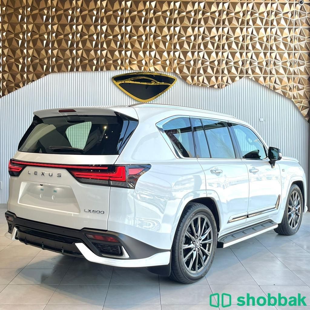 LEXUS LX600 F-SPORT شباك البحرين