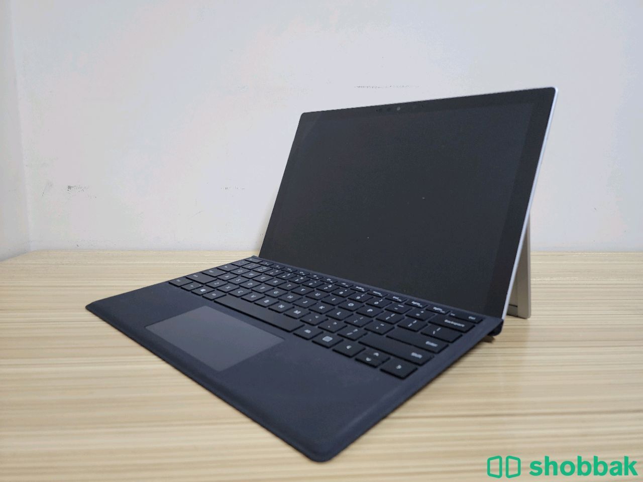 Surface Pro 7-  i5  - 128GB SSD - 8GB Ram - keyboard, pen, case & more شباك البحرين