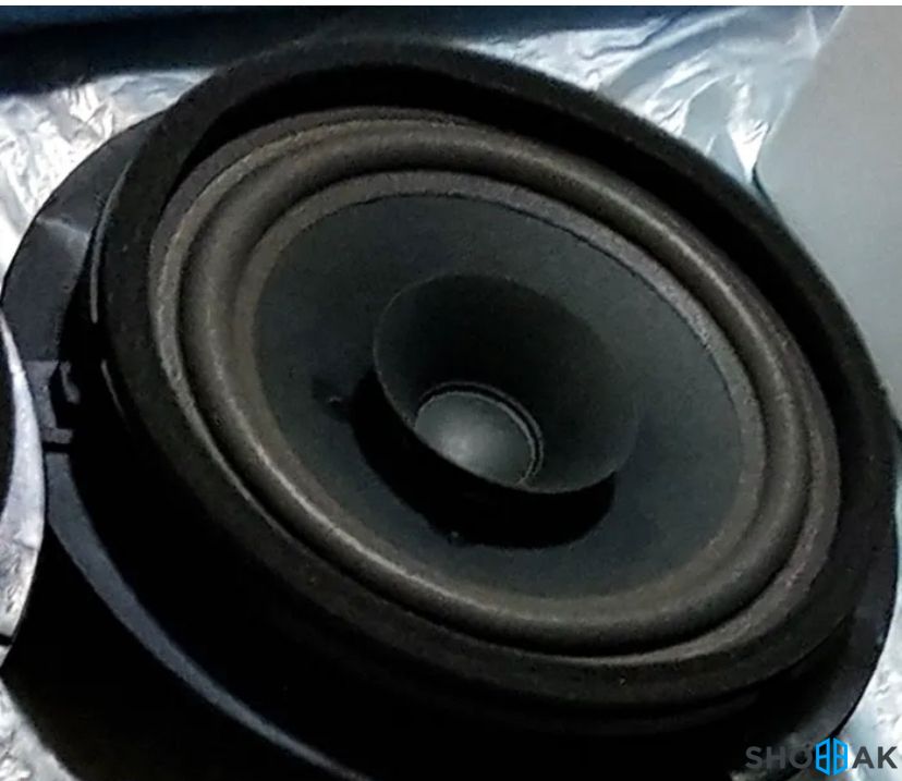 ‏Suzuki grand vitara OEM head unit stereo شباك الكويت