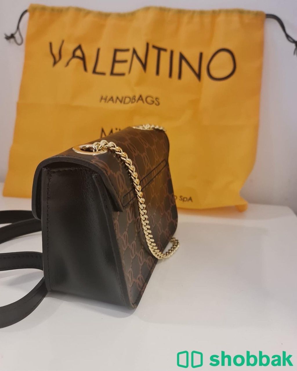 Valentino bag شباك البحرين