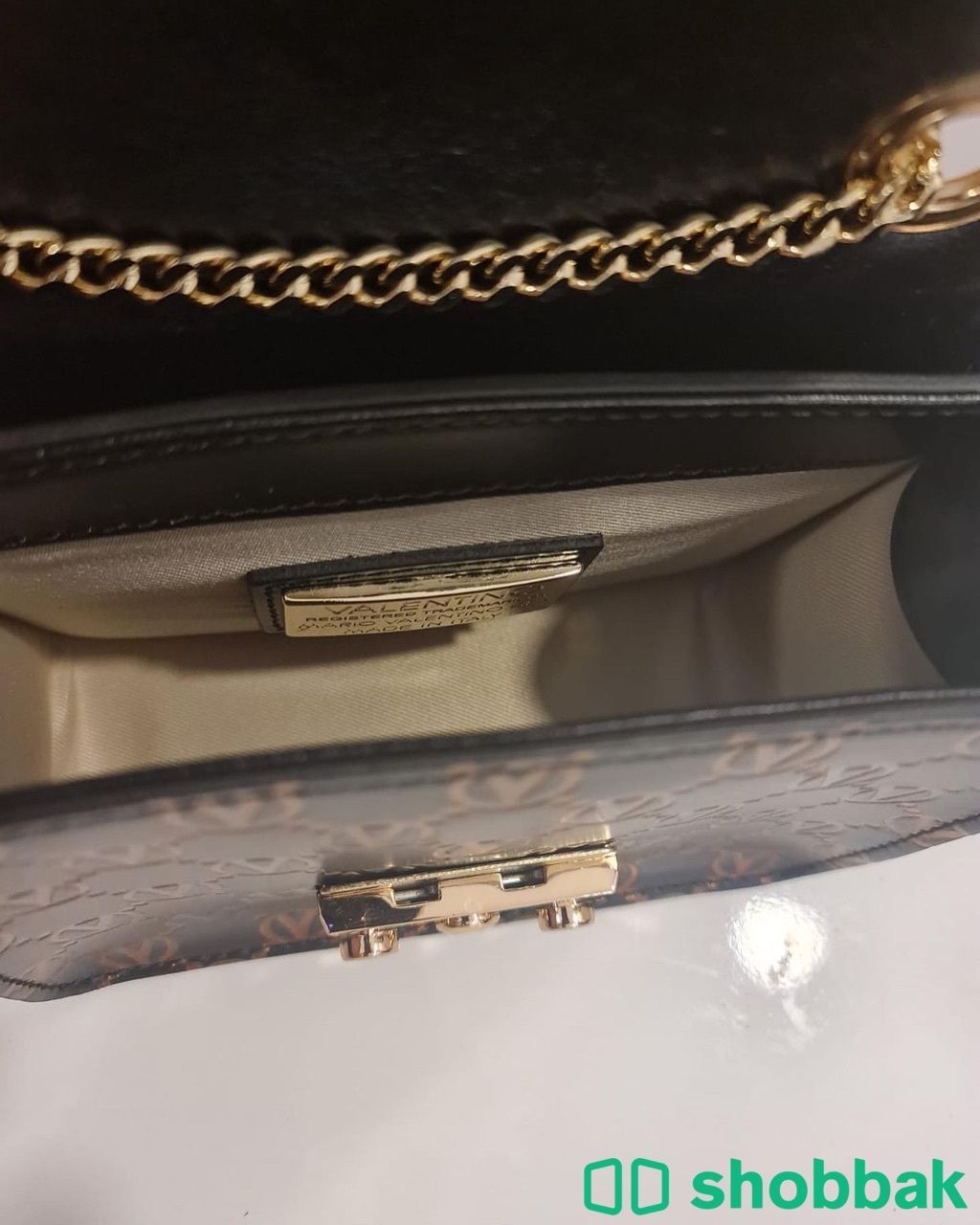 Valentino bag شباك البحرين