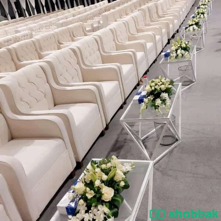 تأجير كنب وكراسي وزل وضيافة وصبابين قهوه وسمعات خدمه في VIP  شباك السعودية