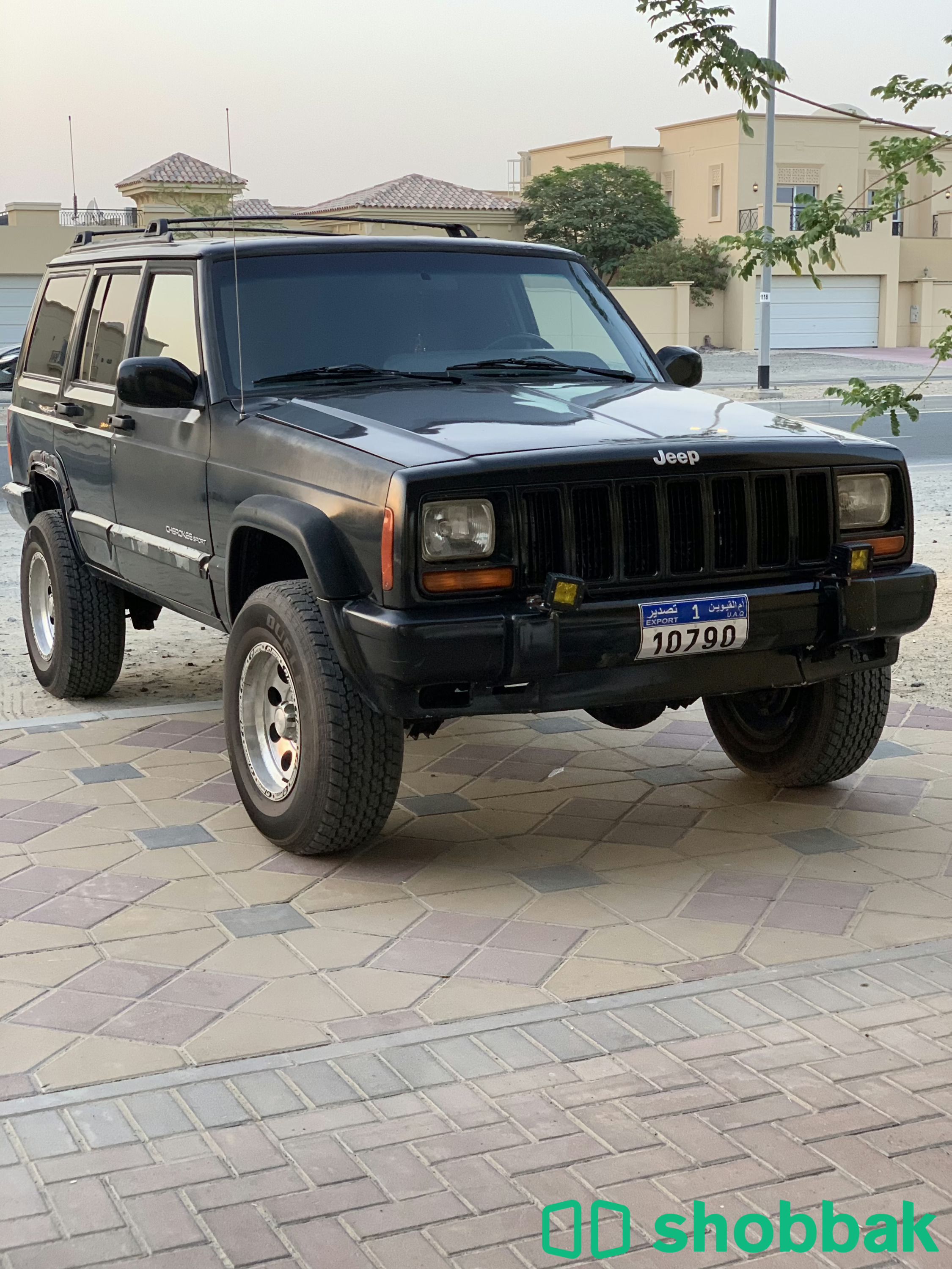 جيب شيروكي  شباك الإمارات العربية المتحدة