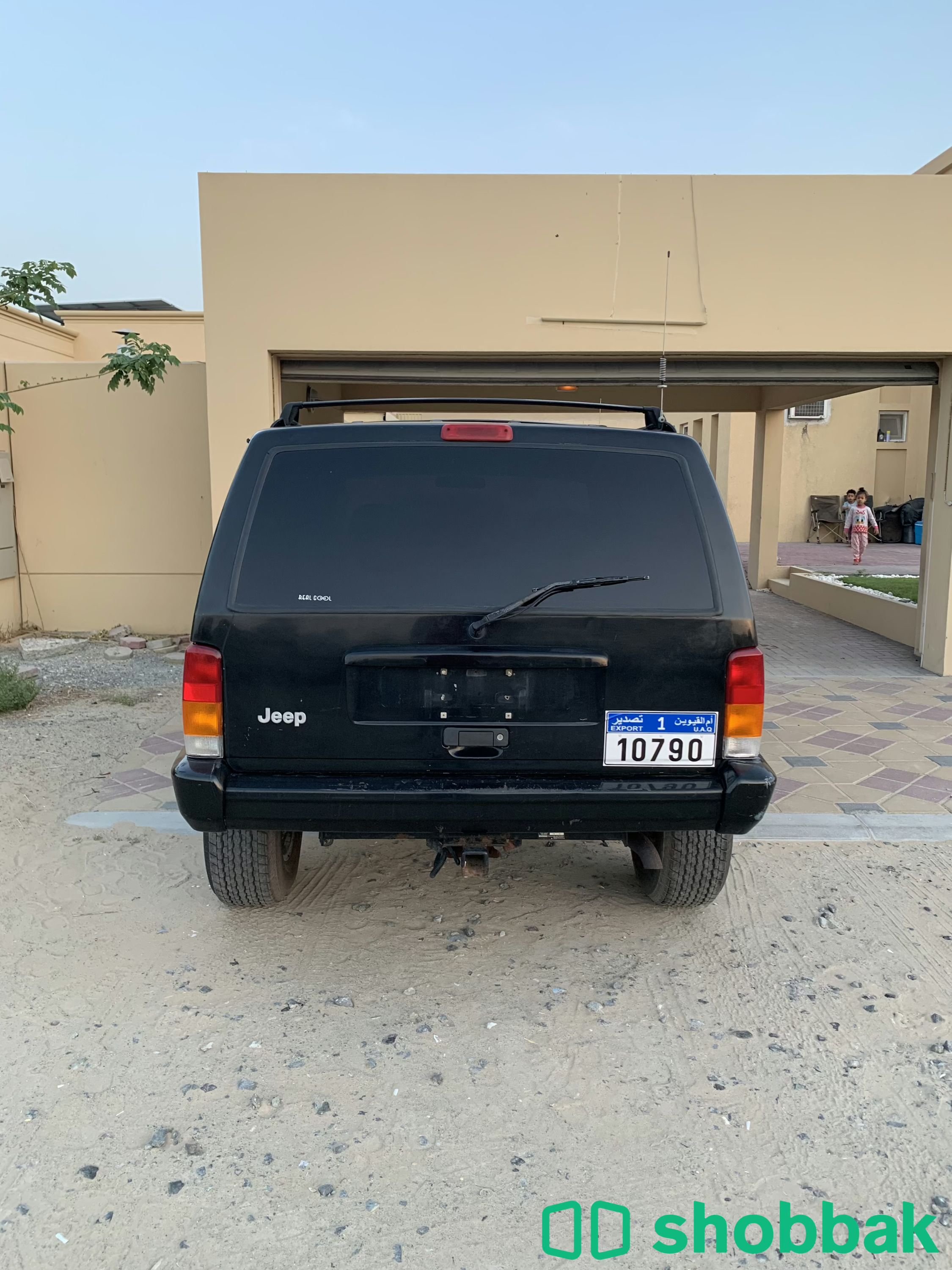 جيب شيروكي  شباك الإمارات العربية المتحدة