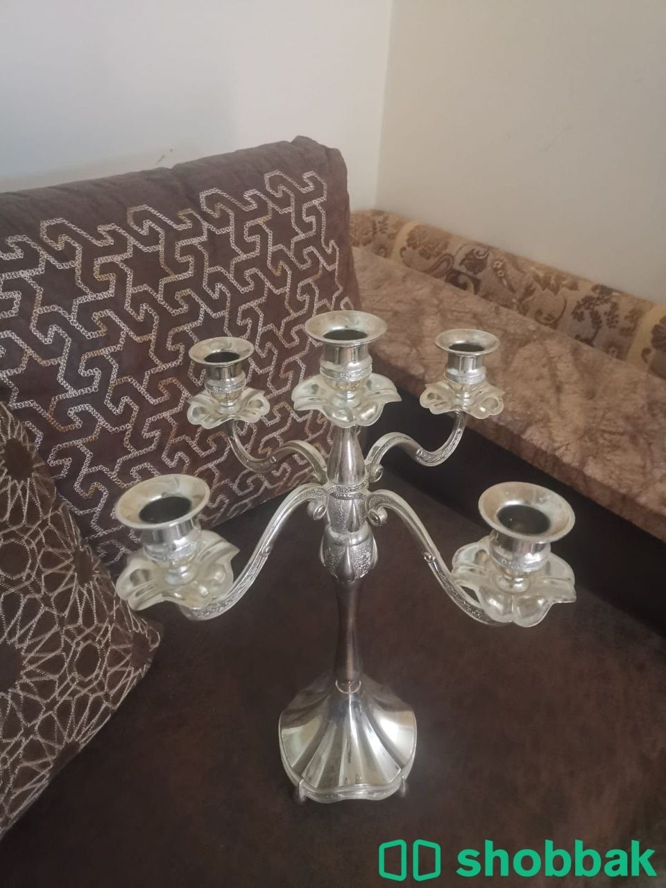حاملة شموع بشكل جميل Shobbak Saudi Arabia