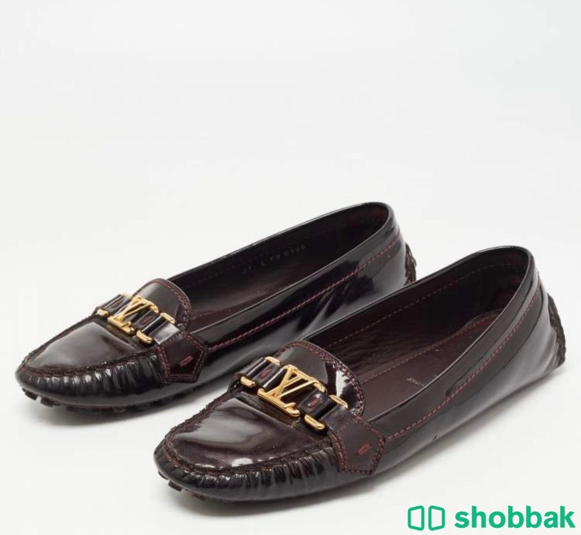 حذاء LV عنابي مقاس 39 (أصلي، مستخدم) Shobbak Saudi Arabia