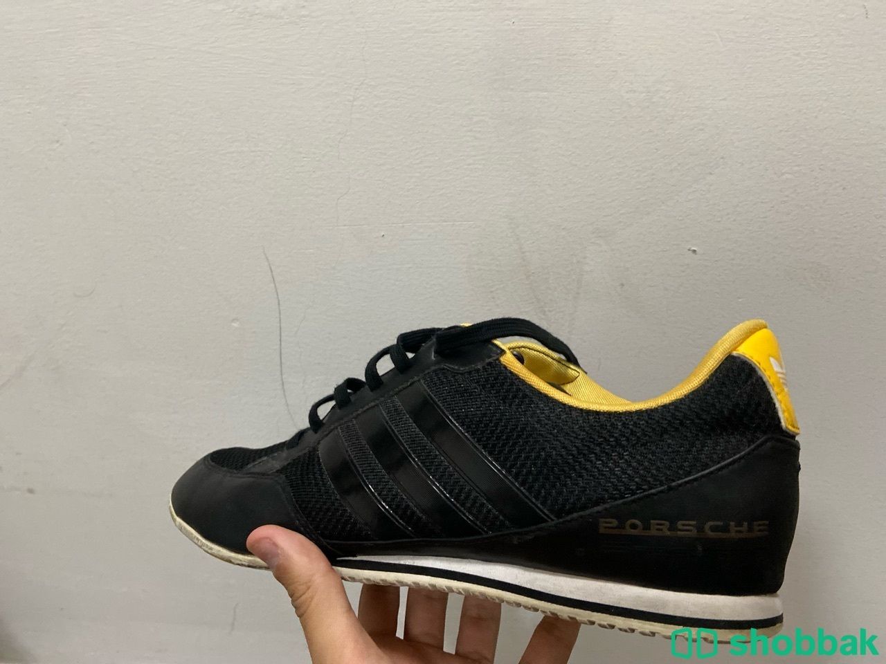 حذاء اديداس مع التعاون مع شركة بورش(نسخة خاصة adidas porsche design speedster) شباك البحرين