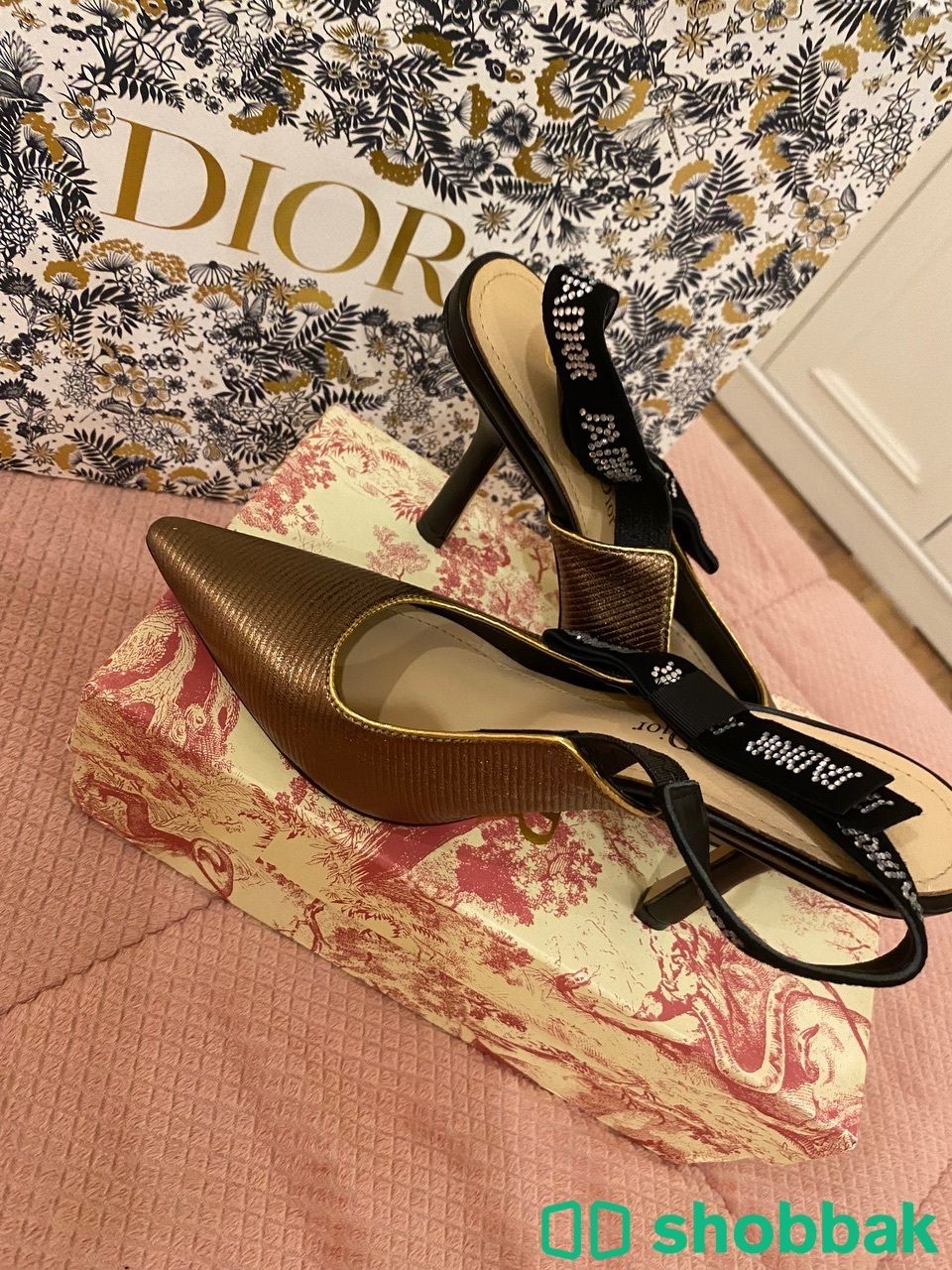 حذاء ديور كعب | Dior heels - gold color شباك السعودية