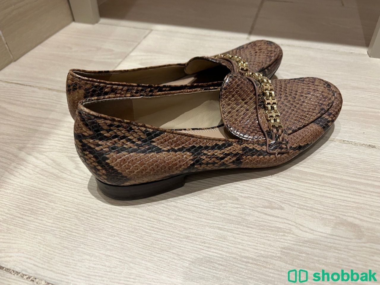 حذاء فلات توري بورش Shobbak Saudi Arabia