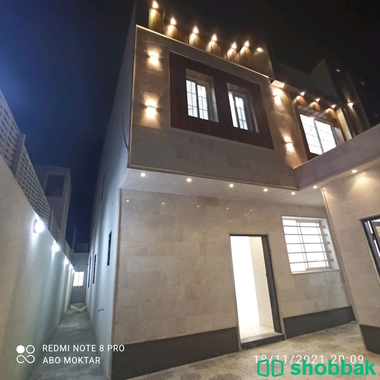 دوبلكس للبيع مساحة 300 متر حي طويق  Shobbak Saudi Arabia