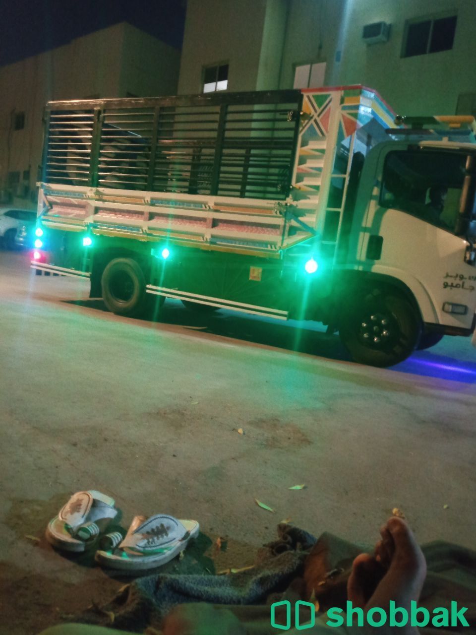 دينا نقل عفش داخل وخارج الرياض حي الياسمين حي النرجس  Shobbak Saudi Arabia