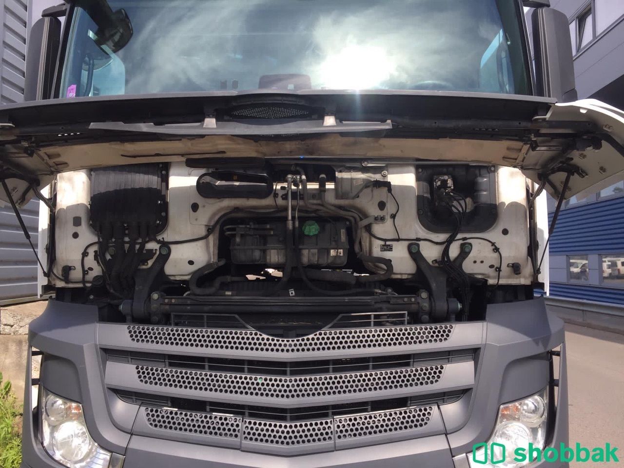 راس شاحنة 2016  MB4  1842 شباك البحرين