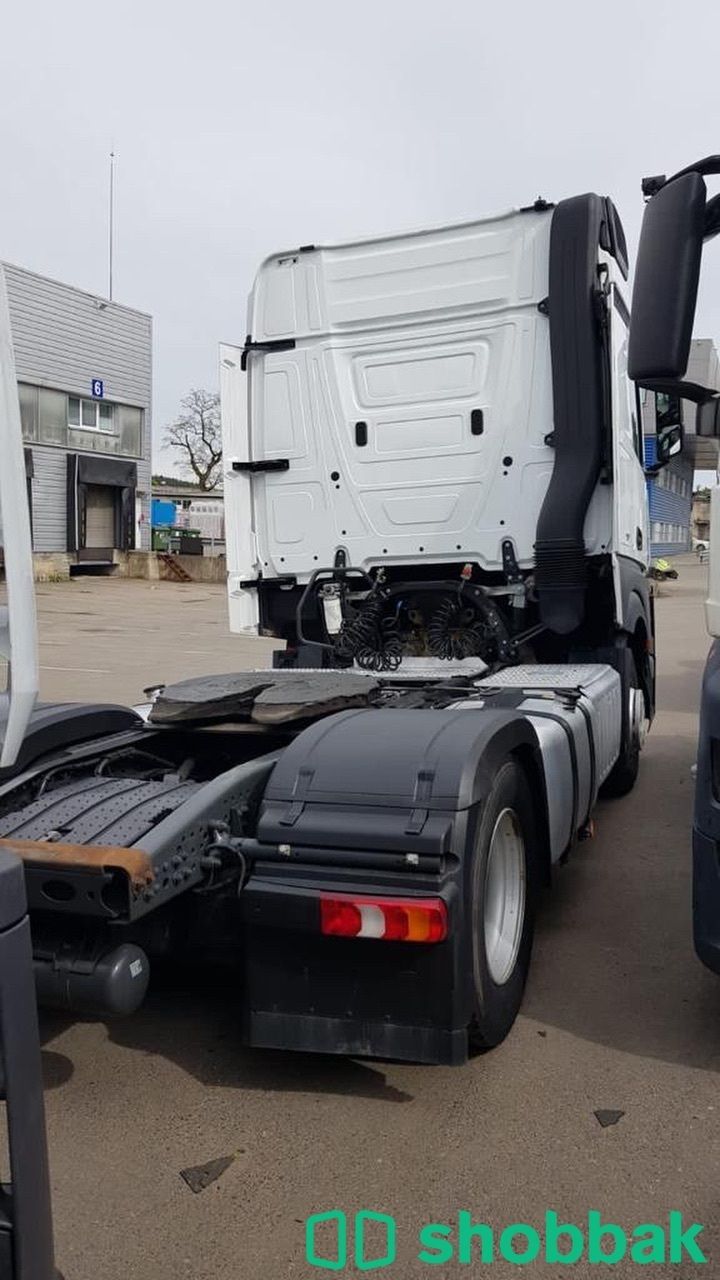 راس شاحنة 2016  MB4  1842 شباك البحرين