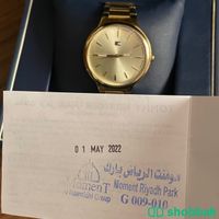 ساعة تومي هيلفيغر جديدة Shobbak Saudi Arabia