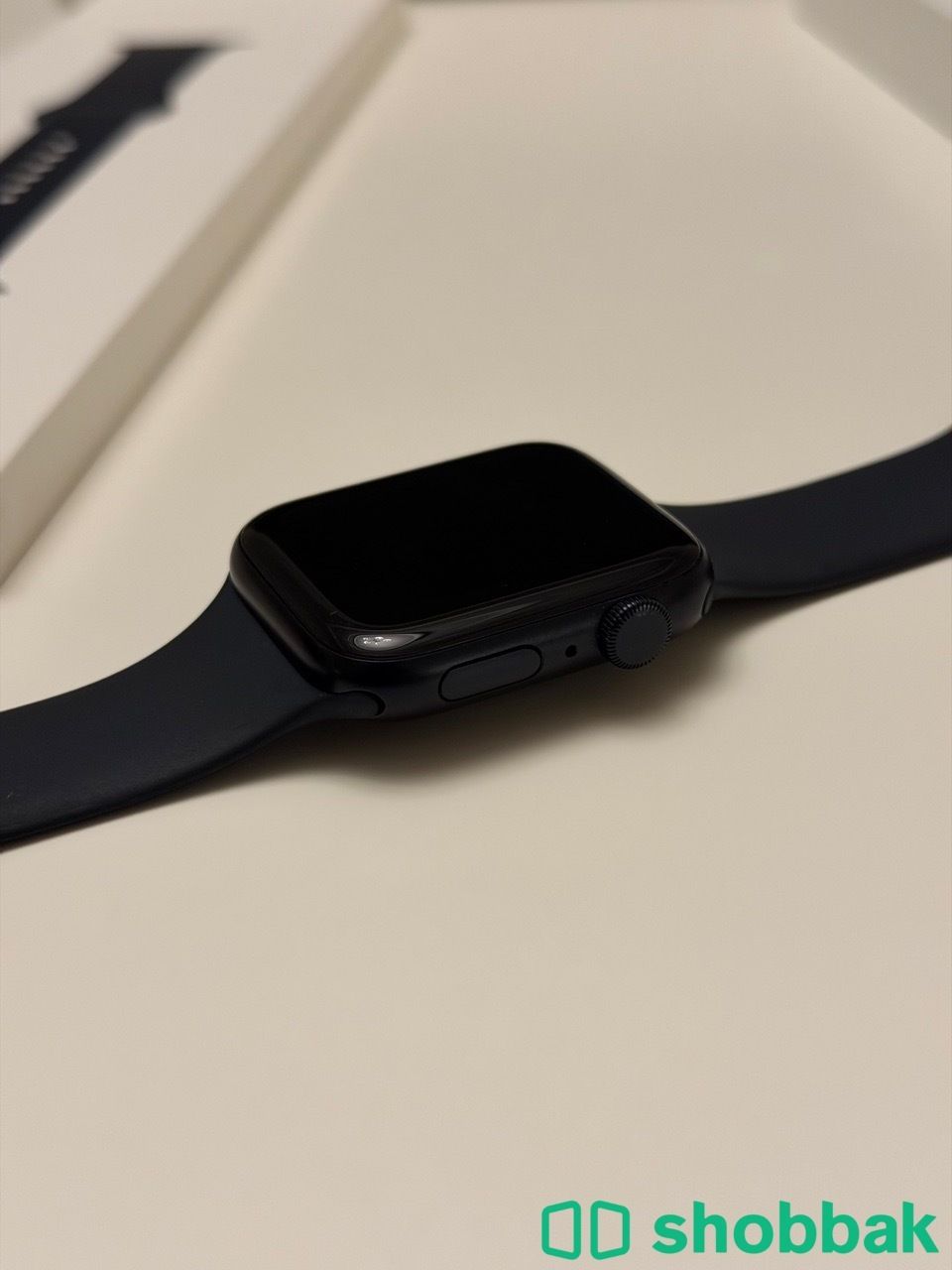 ساعه ابل SE الجيل الثاني 44mm شباك السعودية