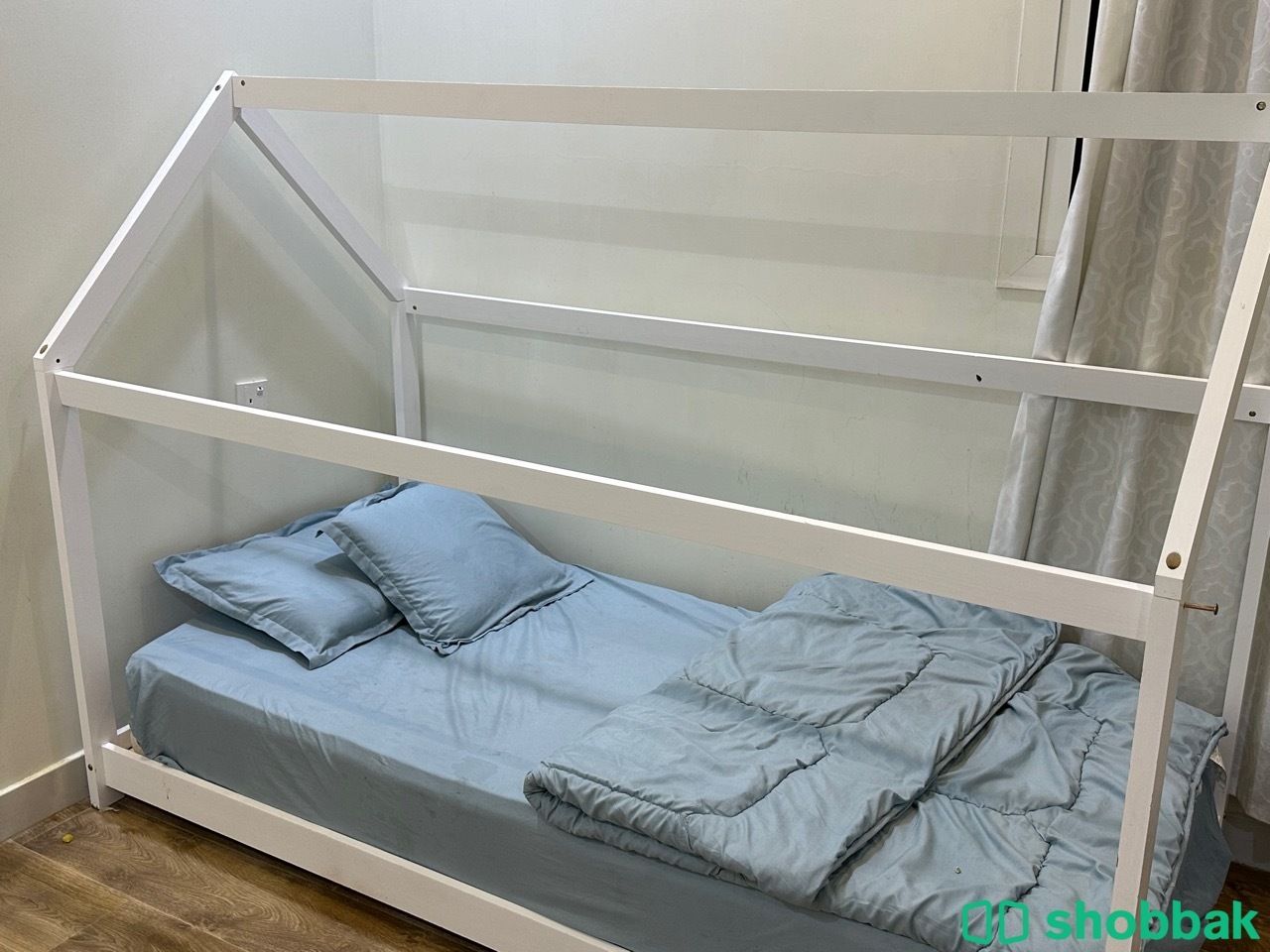 سرير اطفال شكل كوخ ابيض استخدام بسيط شباك السعودية