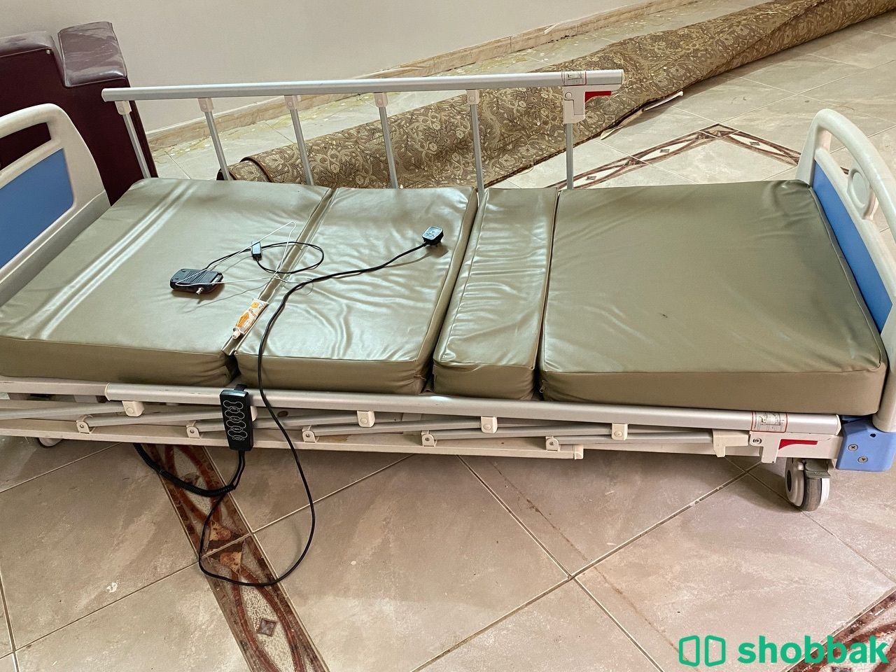 سرير طبي للبيع شباك السعودية