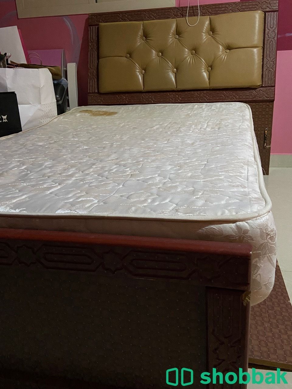 سرير لون بني  شباك السعودية
