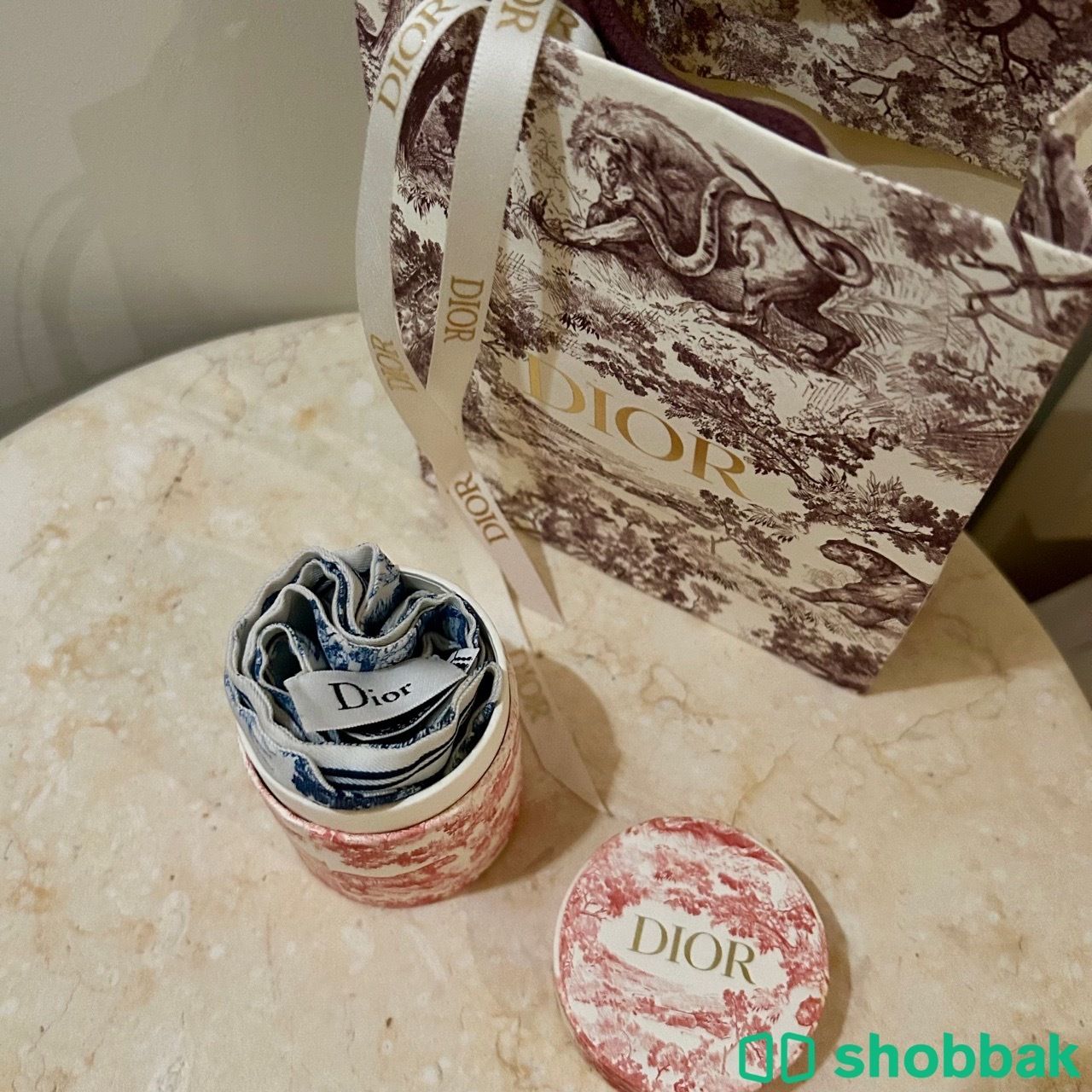 سكارف شنطة ديور (اصلي) شباك السعودية