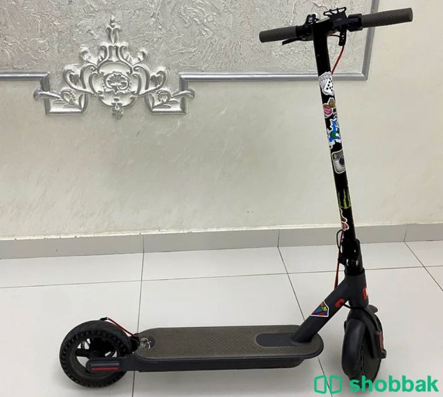 سكوتر اسود 🛴 شباك الإمارات العربية المتحدة