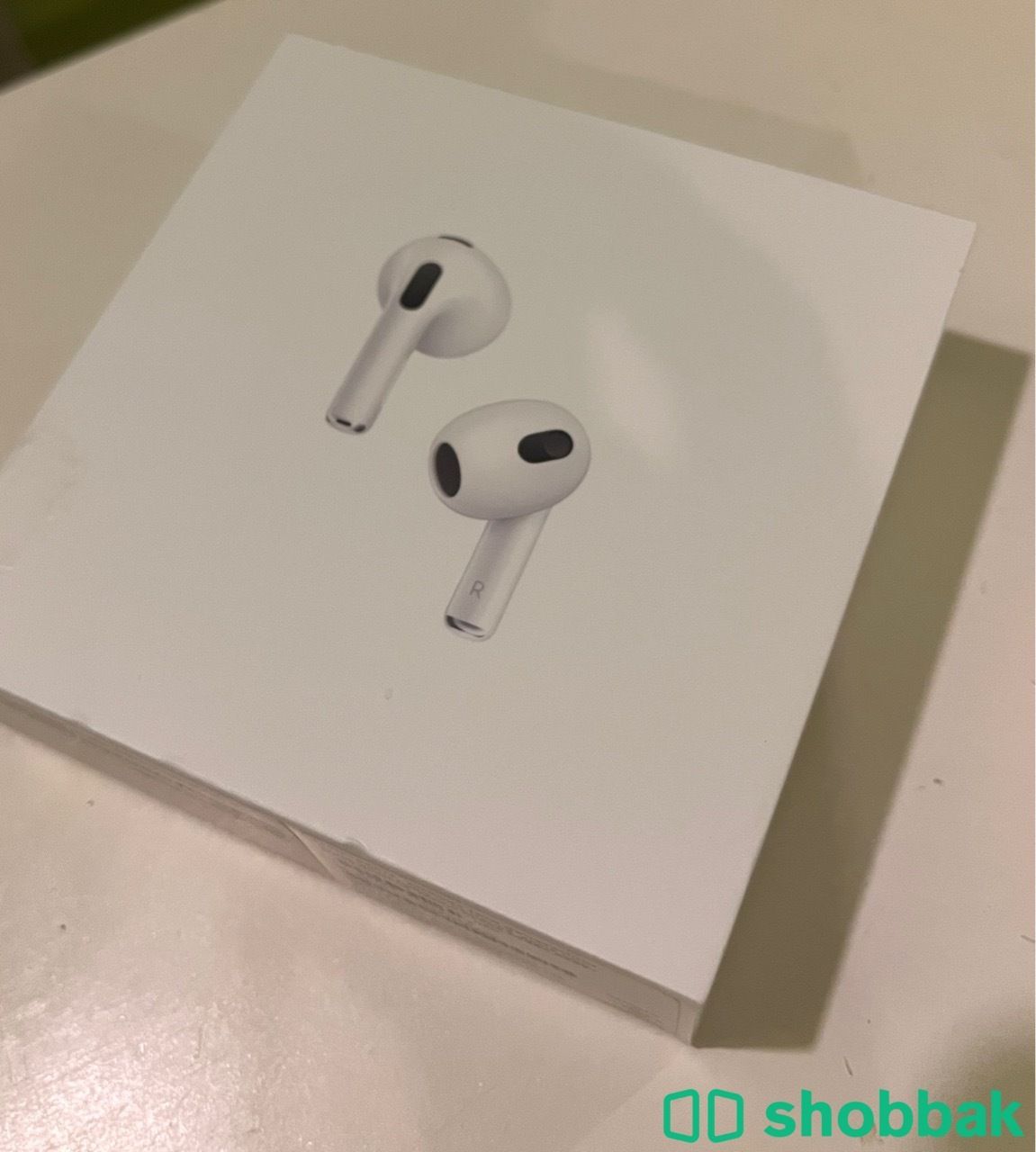 سماعة Apple AirPods الجيل الثالث. Shobbak Saudi Arabia