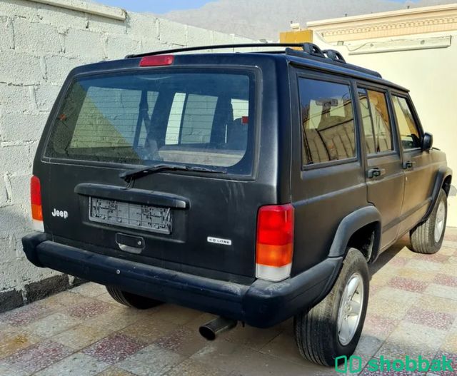 سيارة جيب شيروكي 2000 🚙 شباك الإمارات العربية المتحدة