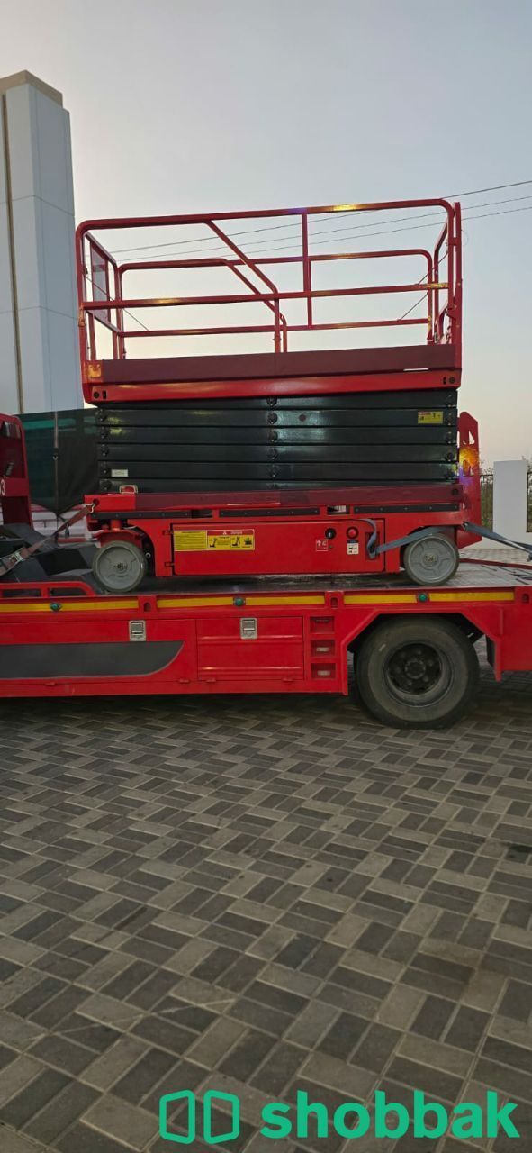 سيزر لفت للايجار في جده رافعات مقصيه للايجار كهرباء ديزل من 6-22متر Shobbak Saudi Arabia