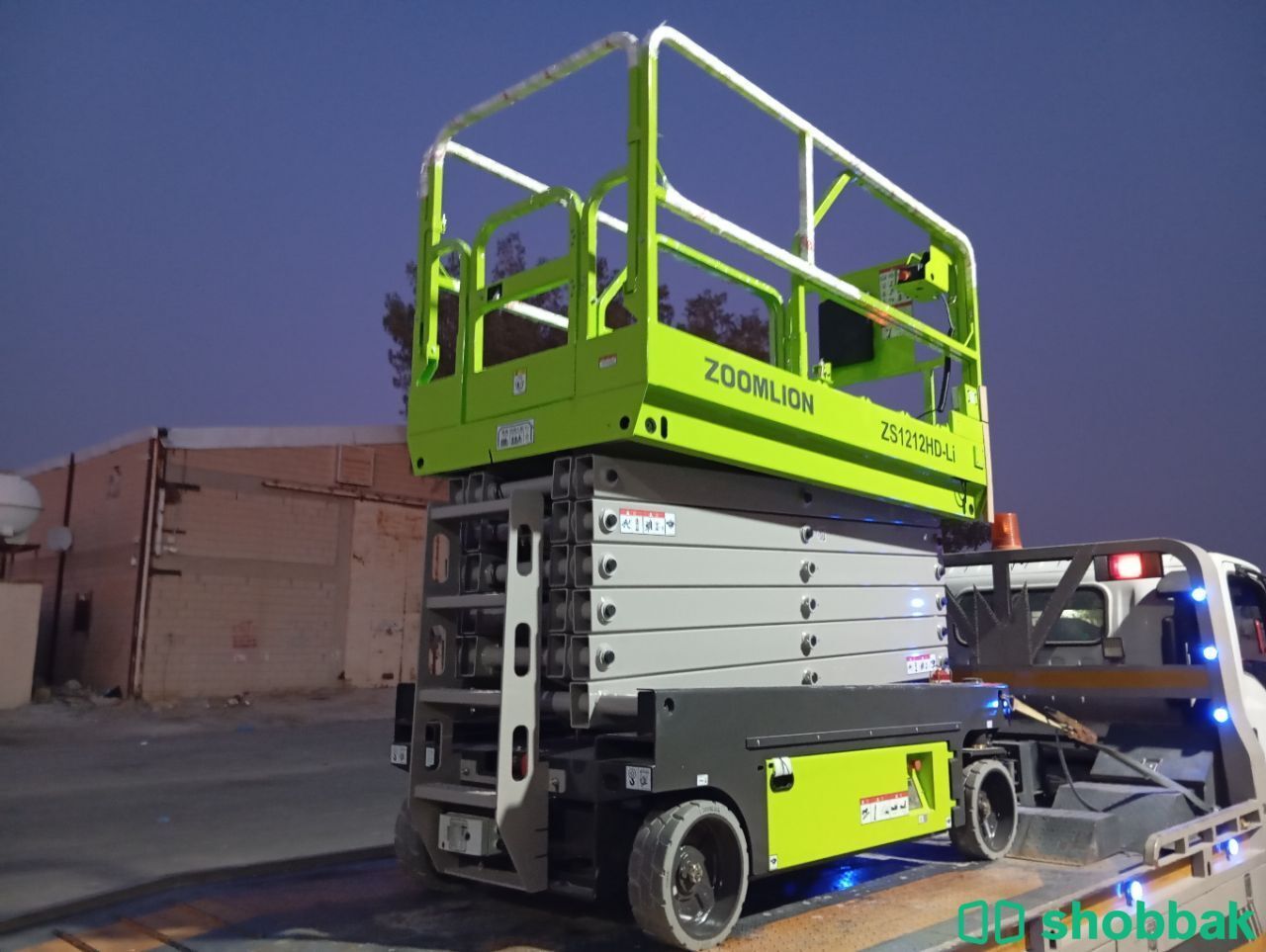 سيزرلفت 18متر 12متر 14متر للايجار بالرياض scissor lift for rent  Shobbak Saudi Arabia