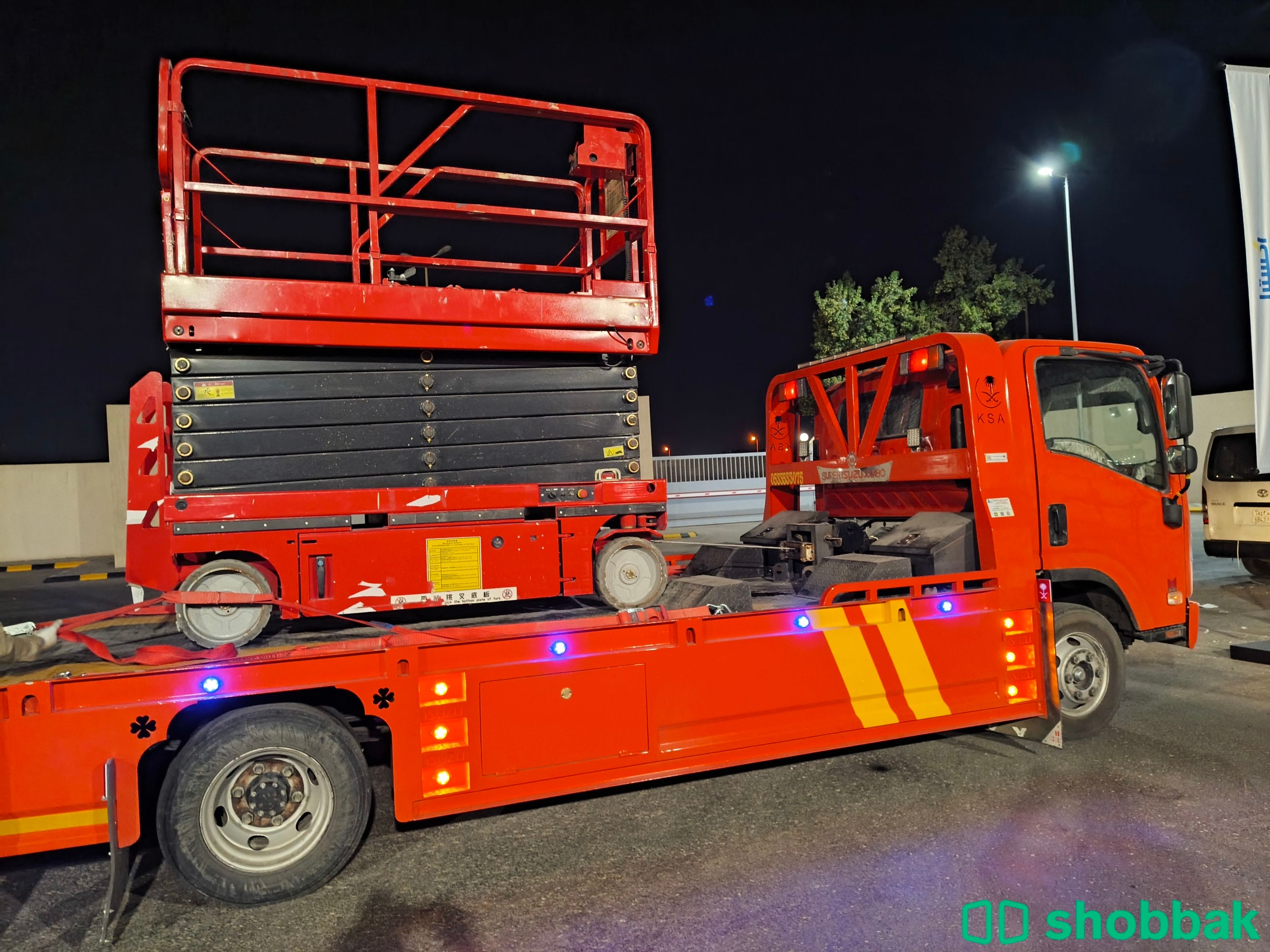 سيزرلفت ومان لفت للايجار scissorlifts and manlifts Shobbak Saudi Arabia
