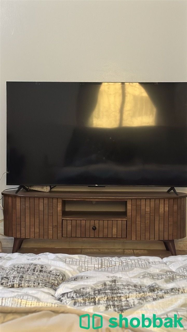 شاشة نوع TCL Shobbak Saudi Arabia