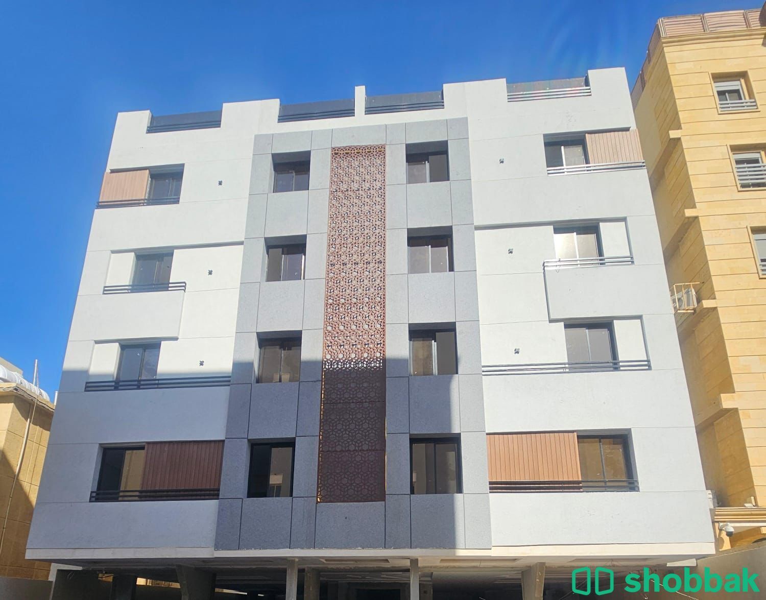 شقة 4 غرف بجي السلامة جديدة جاهزة للسكن تقبل البنك  شباك السعودية