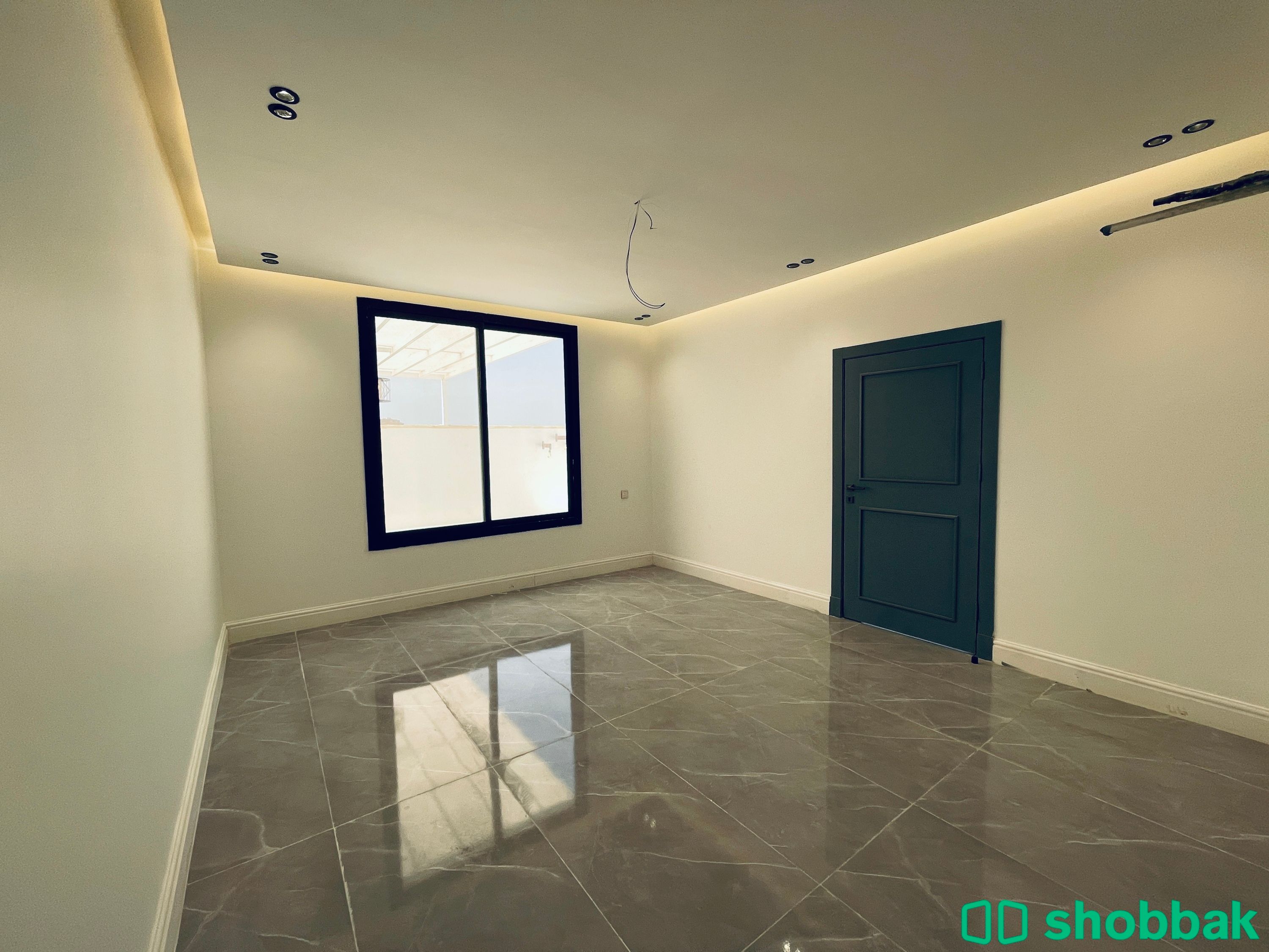 شقة 4 غرف بحي السلامة للبيع تقبل البنك جاهزة للسكن  Shobbak Saudi Arabia