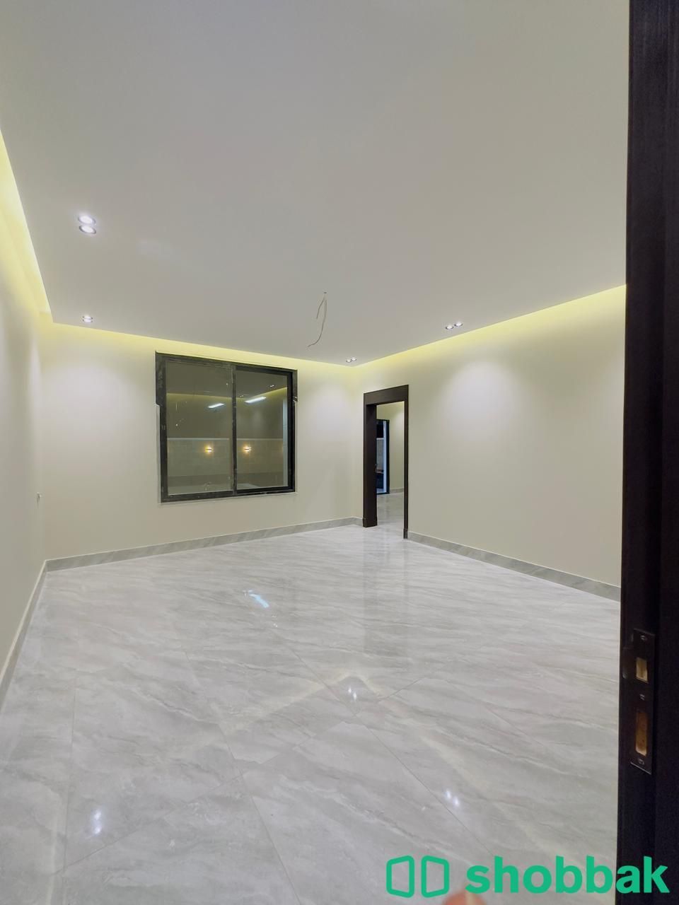 شقة 5 غرف بحي السلامة جديدة جاهزة للسكن تقبل البنك  Shobbak Saudi Arabia